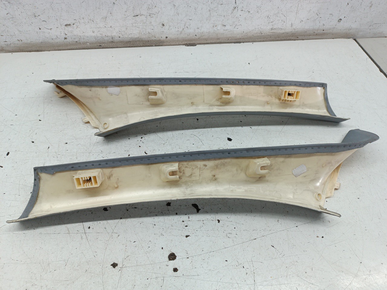 Moldura de pilar A BMW 1 (E87) | 03 - 13 Imagem-3
