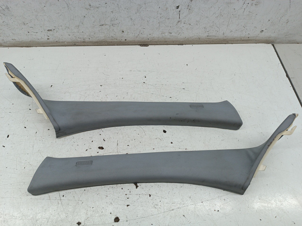 Moldura de pilar A BMW 1 (E87) | 03 - 13 Imagem-6