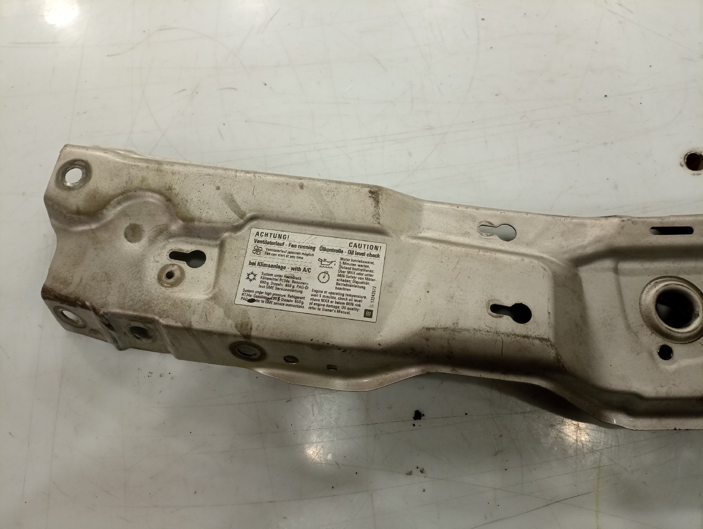 Acabamento de frente em fibra OPEL MERIVA A Veículo multiuso (X03) | 03 - 10 Imagem-1