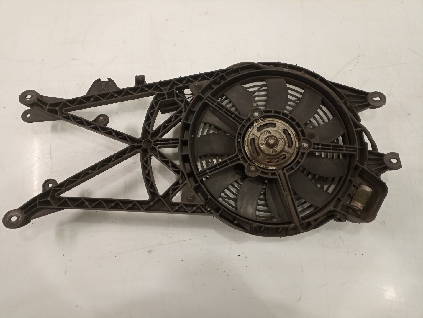 Termo ventiladores OPEL MERIVA A Veículo multiuso (X03) | 03 - 10 Imagem-4