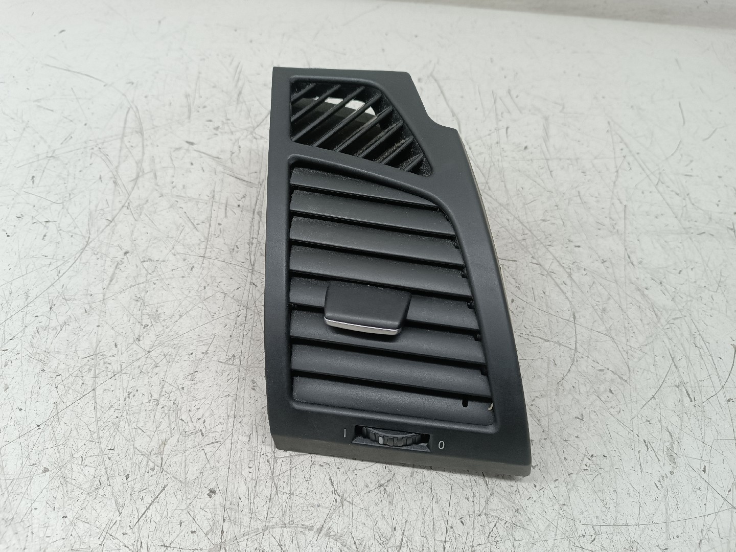 Difusor de ar BMW 1 (E87) | 03 - 13 Imagem-1