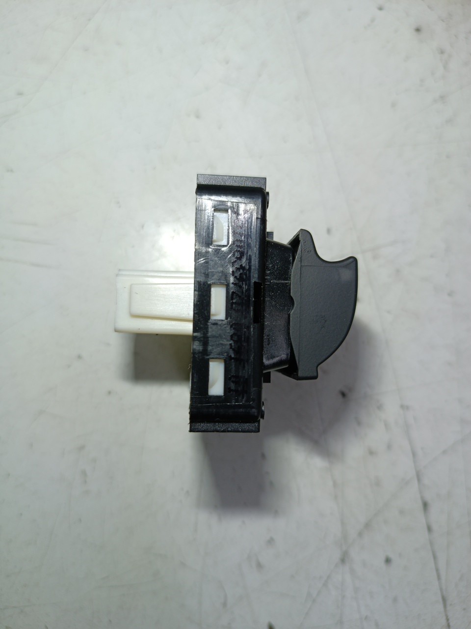 Comutador de vidro frente esquerdo CITROEN C3 III (SX) | 16 -  Imagem-2