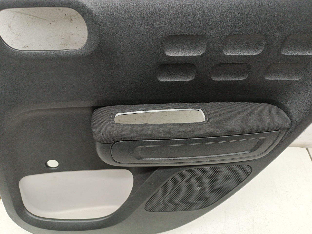 Quartela de porta trás direita CITROEN C3 III (SX) | 16 -  Imagem-3