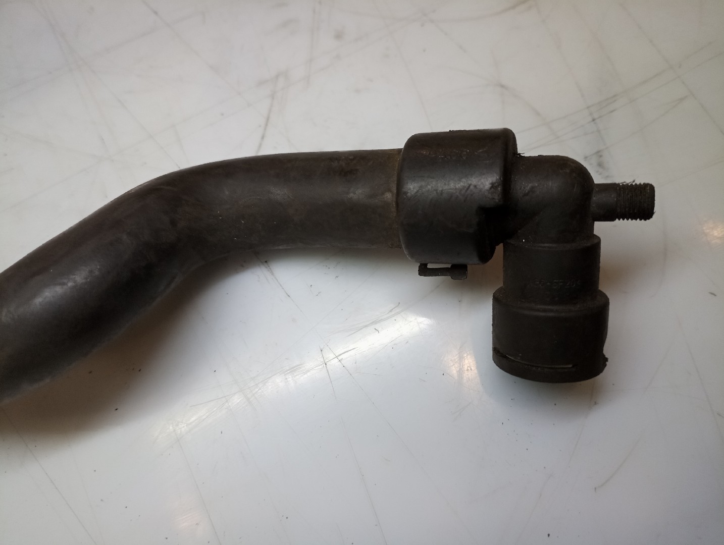 Tubo de Água RENAULT CLIO III Caixa (SB_, SR_) | 05 -  Imagem-1