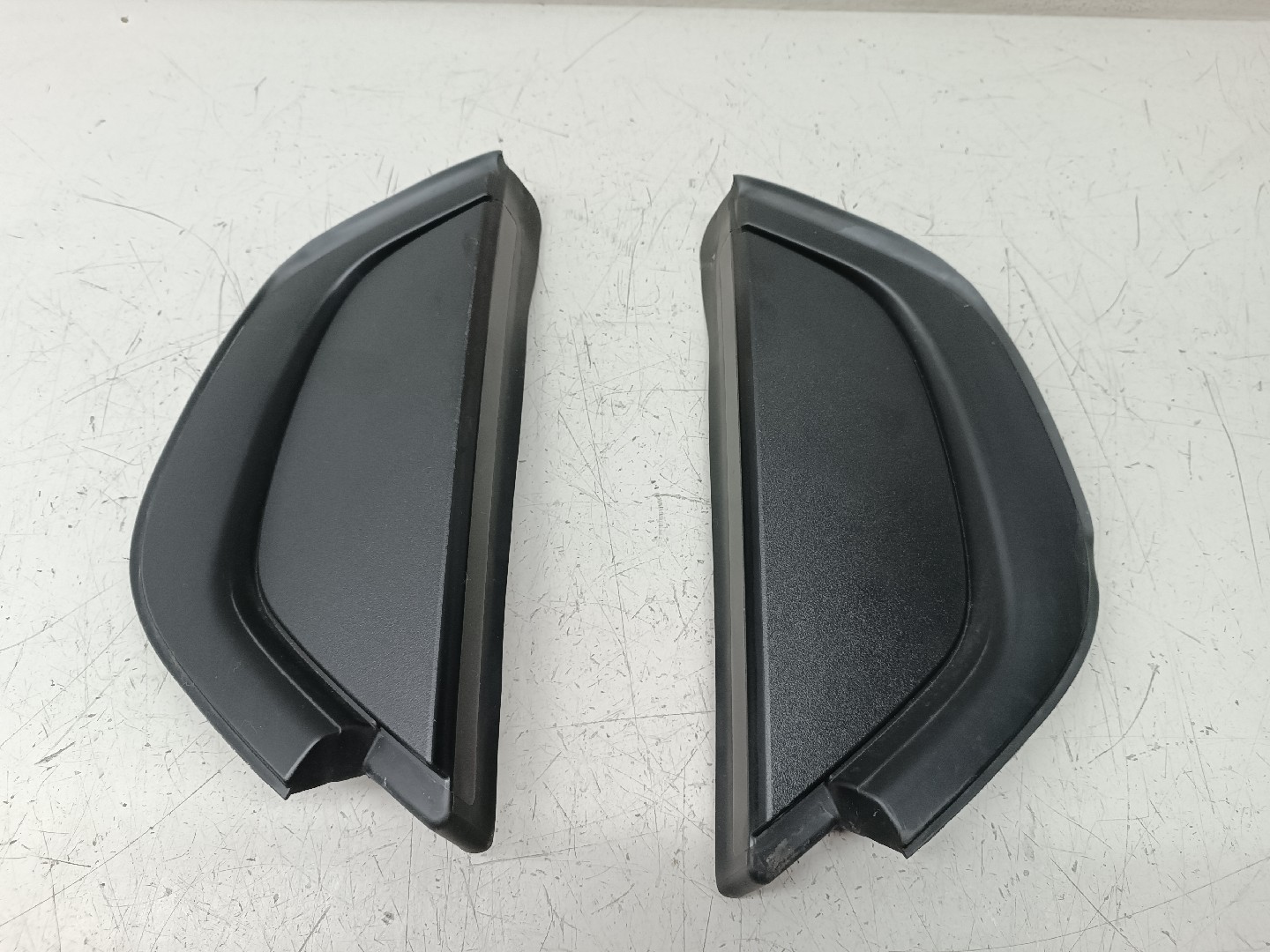 Acabamento exterior direito/ esquerdo CITROEN C3 III (SX) | 16 - 