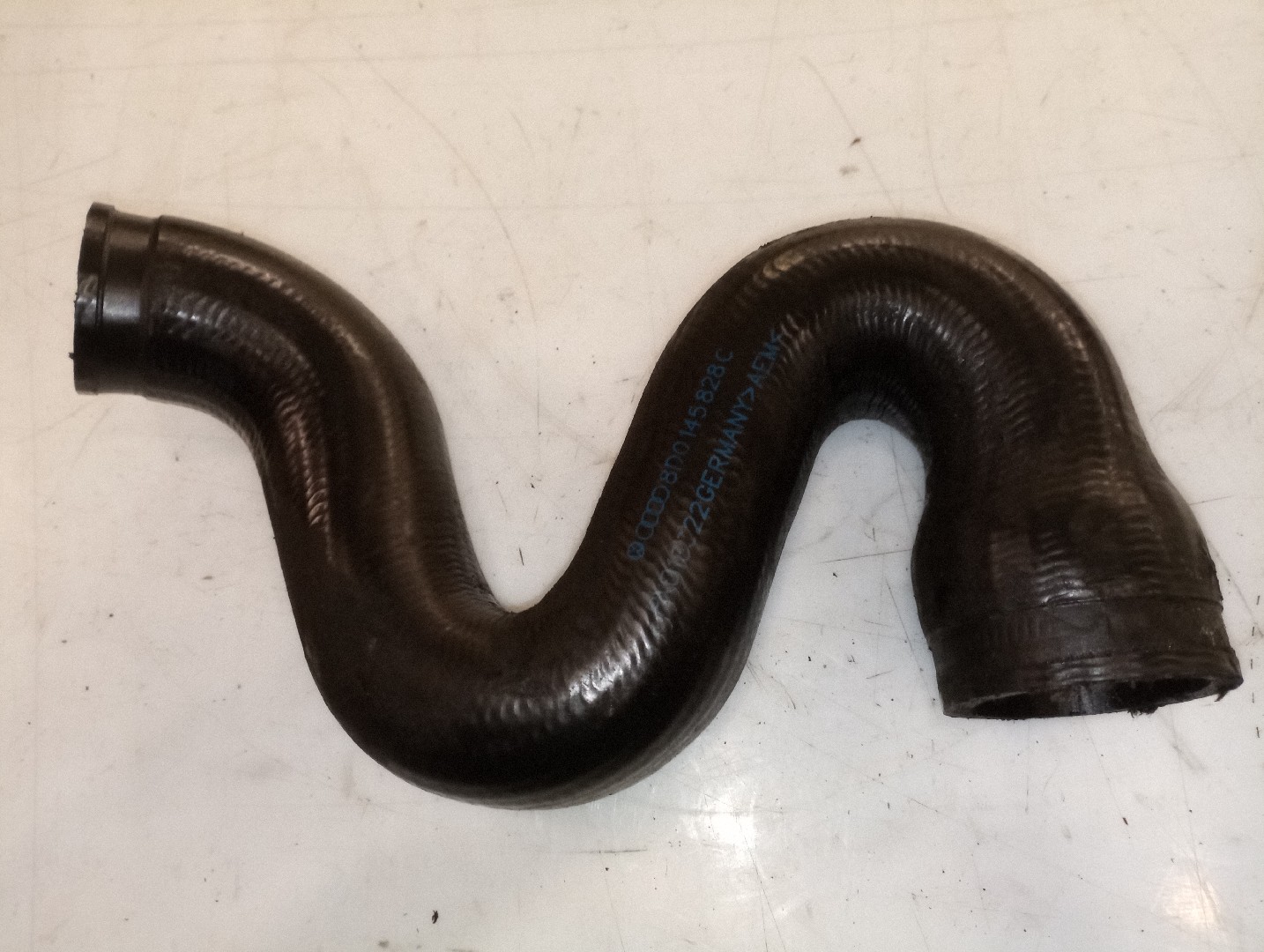 Tubagem do Intercooler VOLKSWAGEN PASSAT Variant (3B6) | 00 - 05 Imagem-1