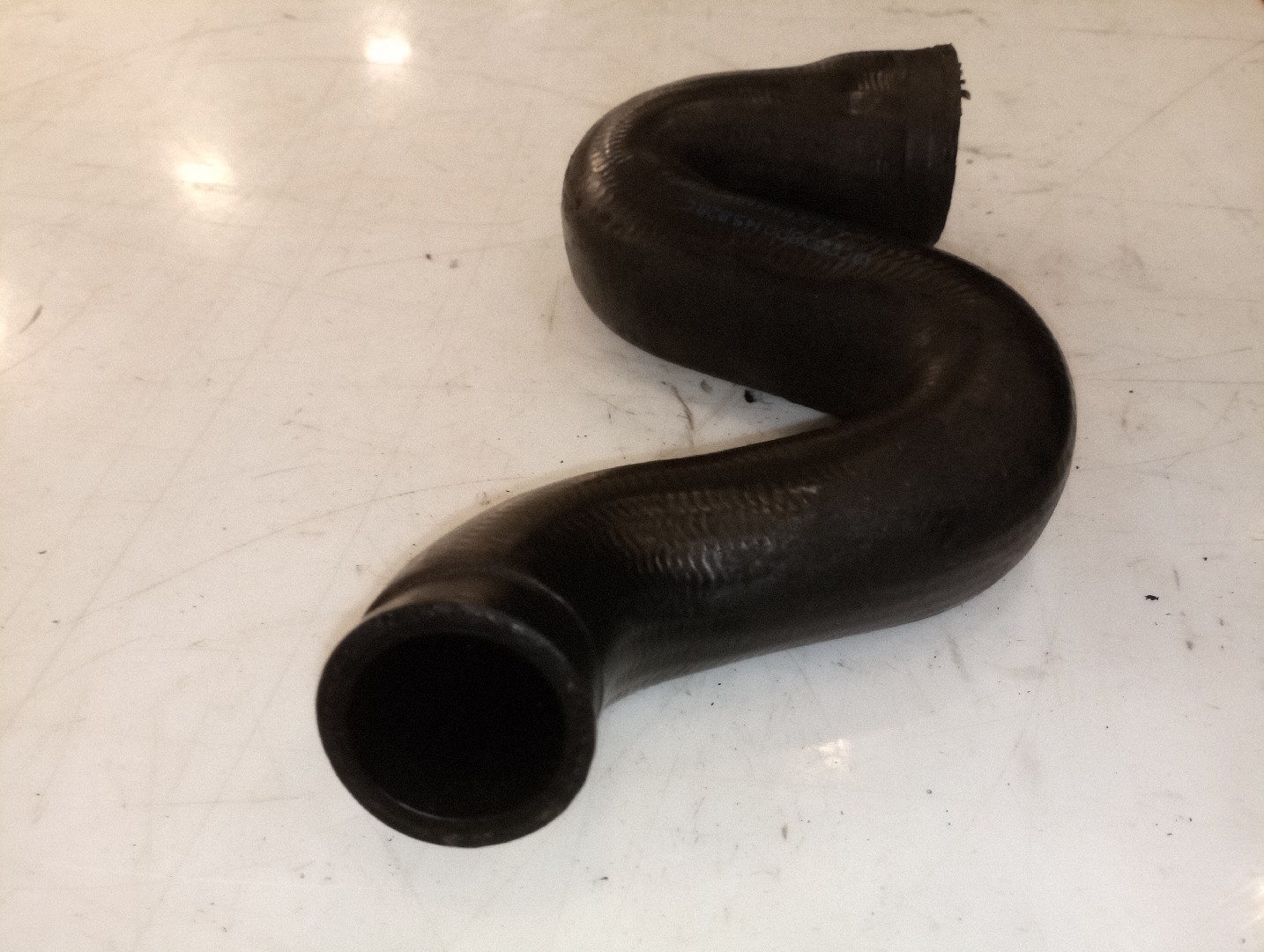 Tubagem do Intercooler VOLKSWAGEN PASSAT Variant (3B6) | 00 - 05 Imagem-3