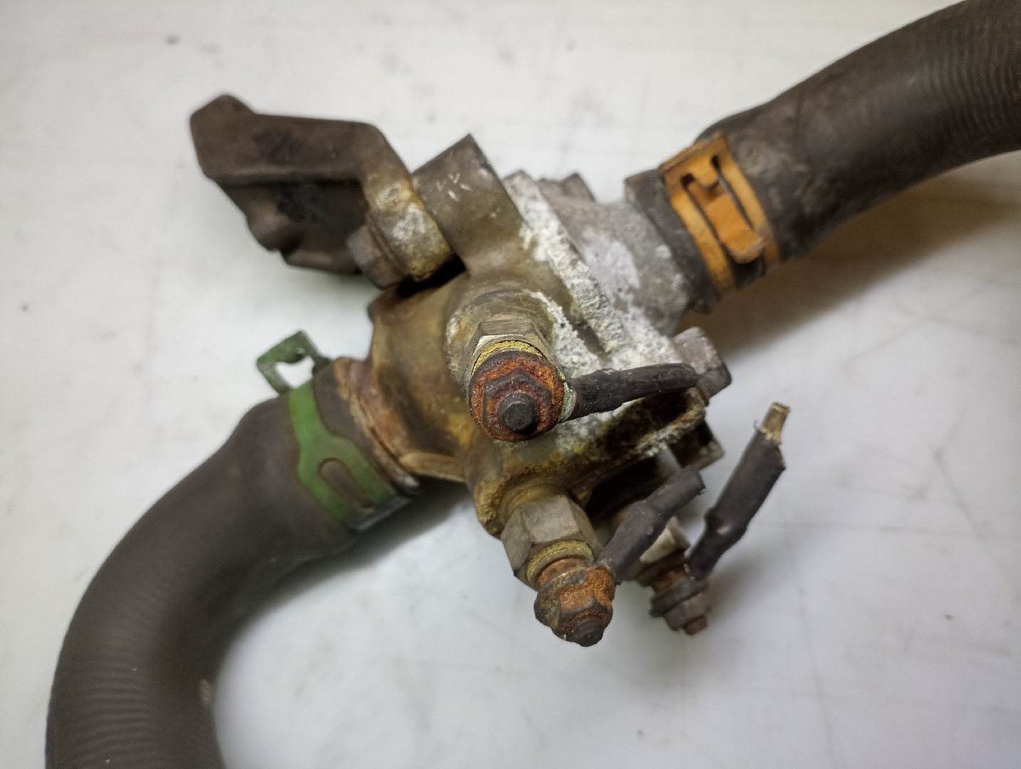 Tubo de Água RENAULT MEGANE I Coach (DA0/1_) | 96 - 03 Imagem-2