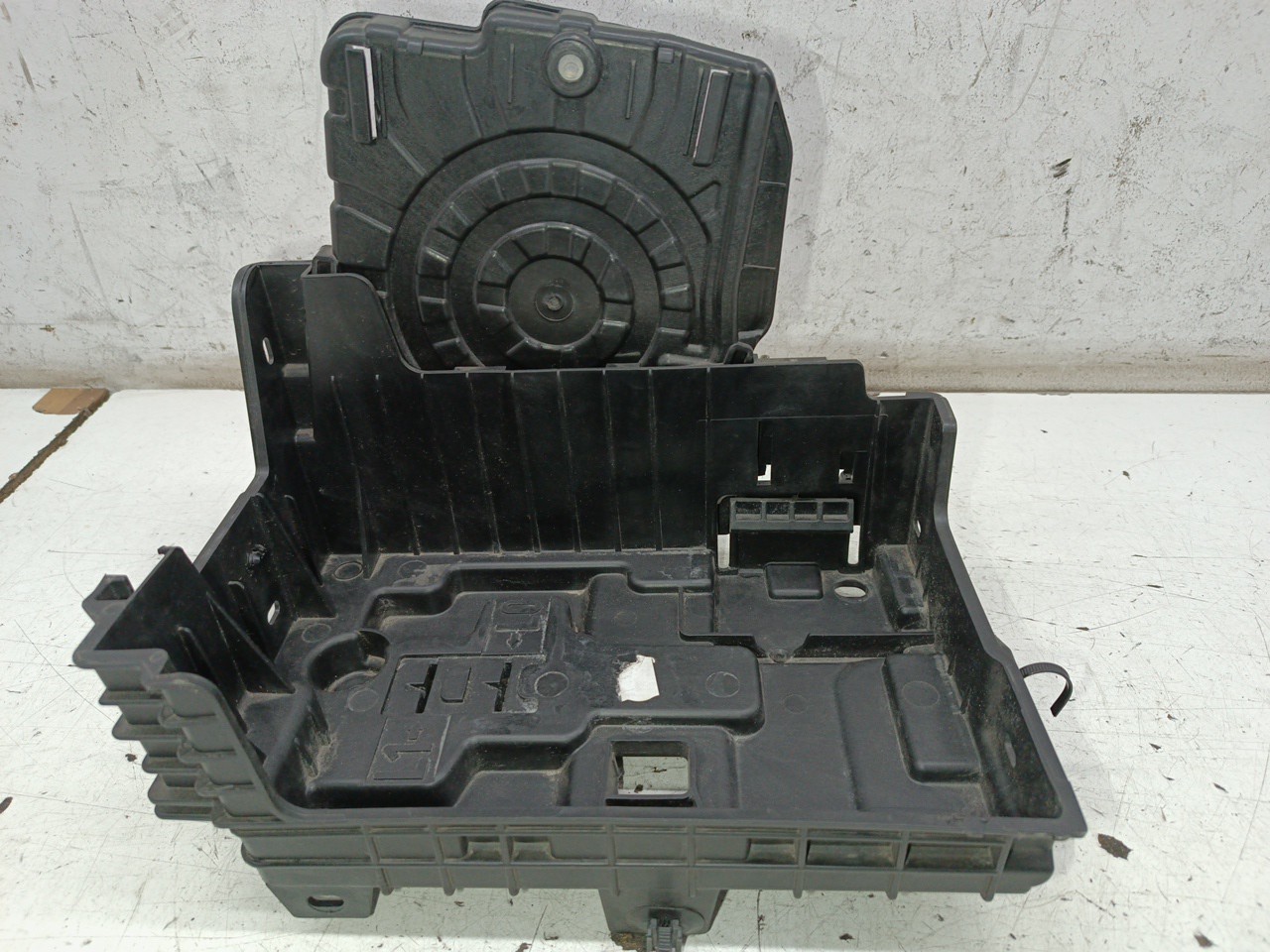 Caixa de bateria CITROEN C3 III (SX) | 16 -  Imagem-1