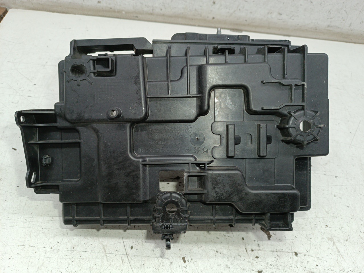 Caixa de bateria CITROEN C3 III (SX) | 16 -  Imagem-3