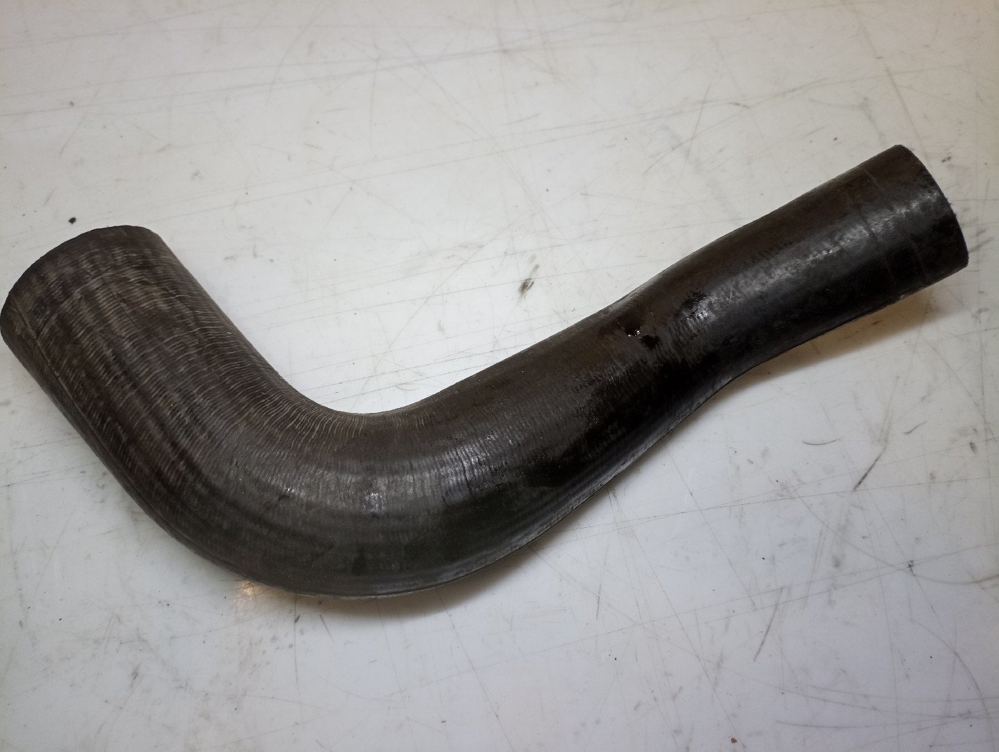 Tubo de Água FORD FOCUS (DAW, DBW) | 98 - 09 Imagem-1