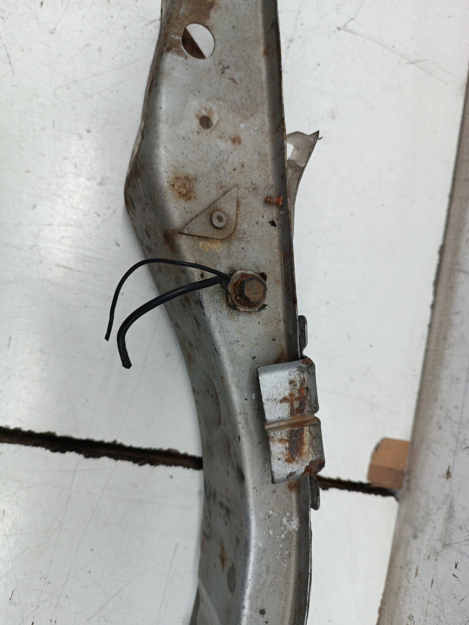 Reforço do para-choques Frente RENAULT LAGUNA I (B56_, 556_) | 93 - 02 Imagem-3