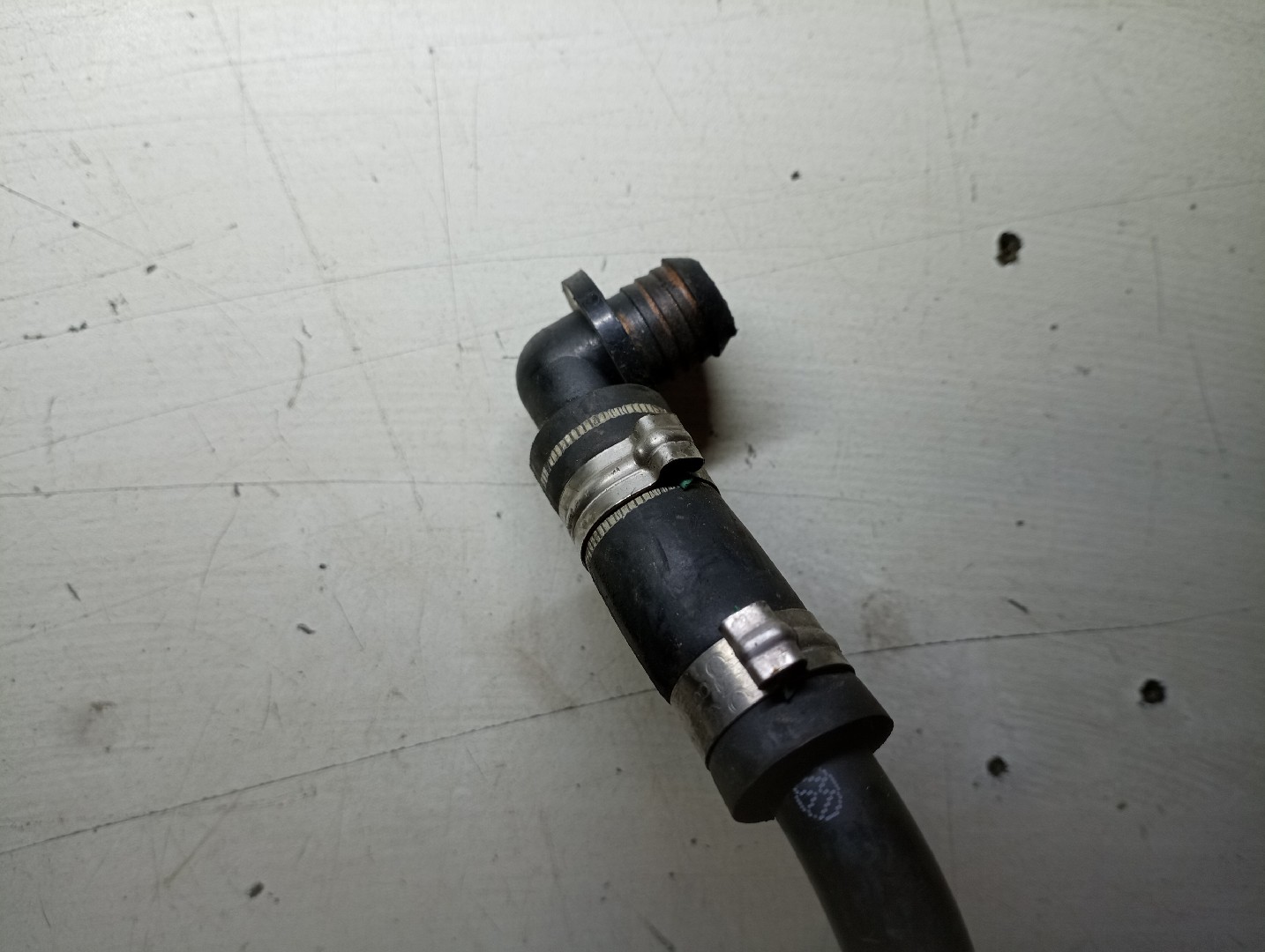 Tubo flexível de vacuo,sistema de travagem VOLKSWAGEN POLO Van Caixa/Hatchback (6N1) | 94 - 99 Imagem-1