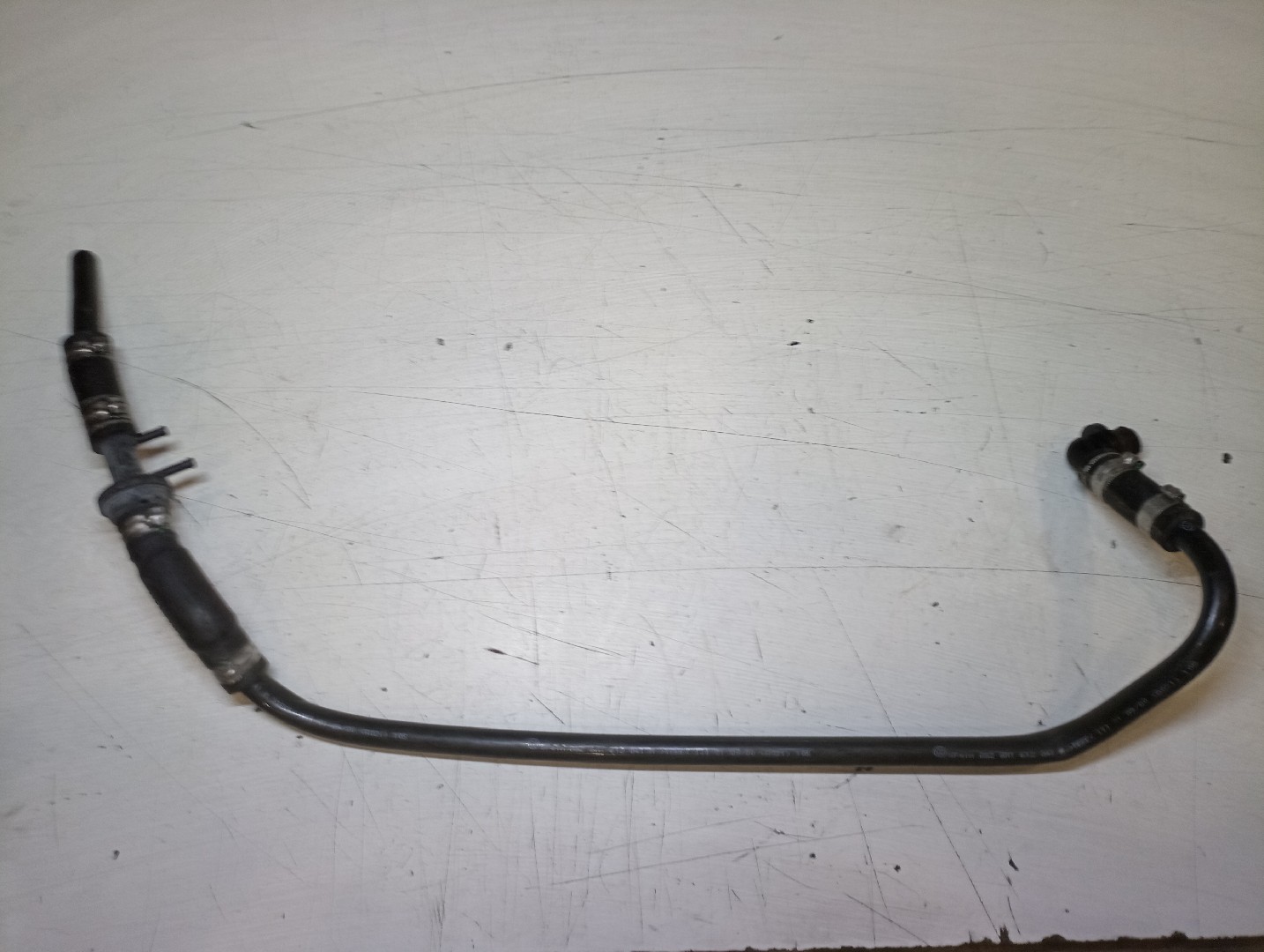 Tubo flexível de vacuo,sistema de travagem VOLKSWAGEN POLO Van Caixa/Hatchback (6N1) | 94 - 99
