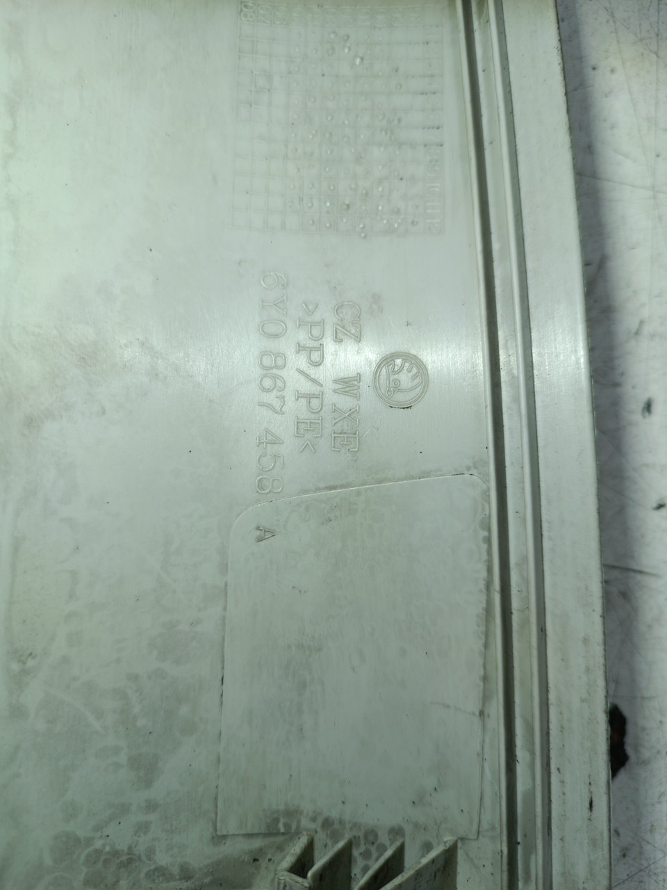 Moldura de pilar A SKODA FABIA I três volumes (6Y3) | 99 - 07 Imagem-1