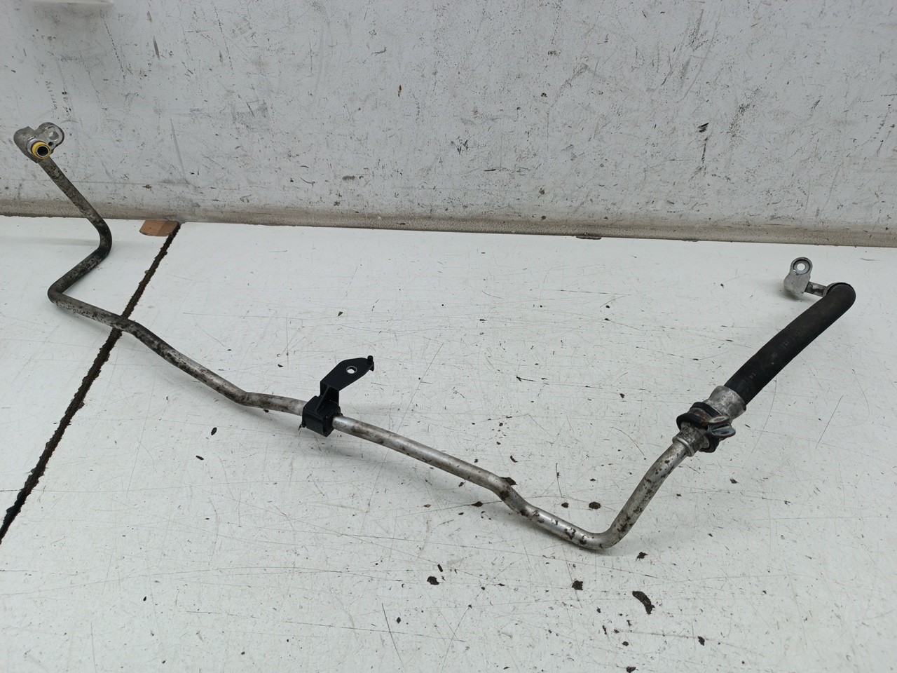 Tubo de Ar condicionado BMW 1 (E87) | 03 - 13