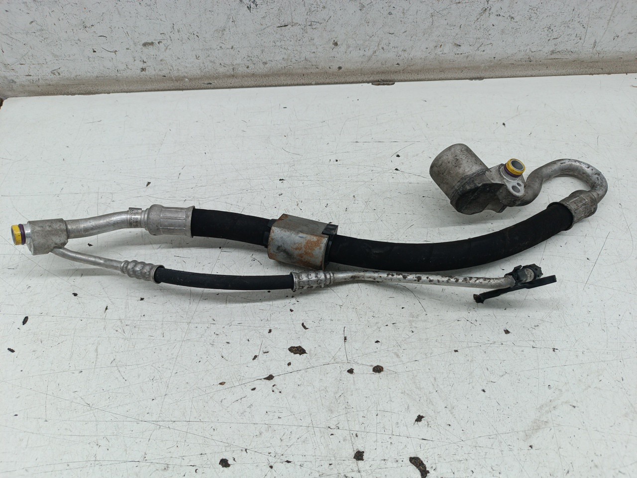 Tubo de Ar Condicionado BMW 1 (E87) | 03 - 13