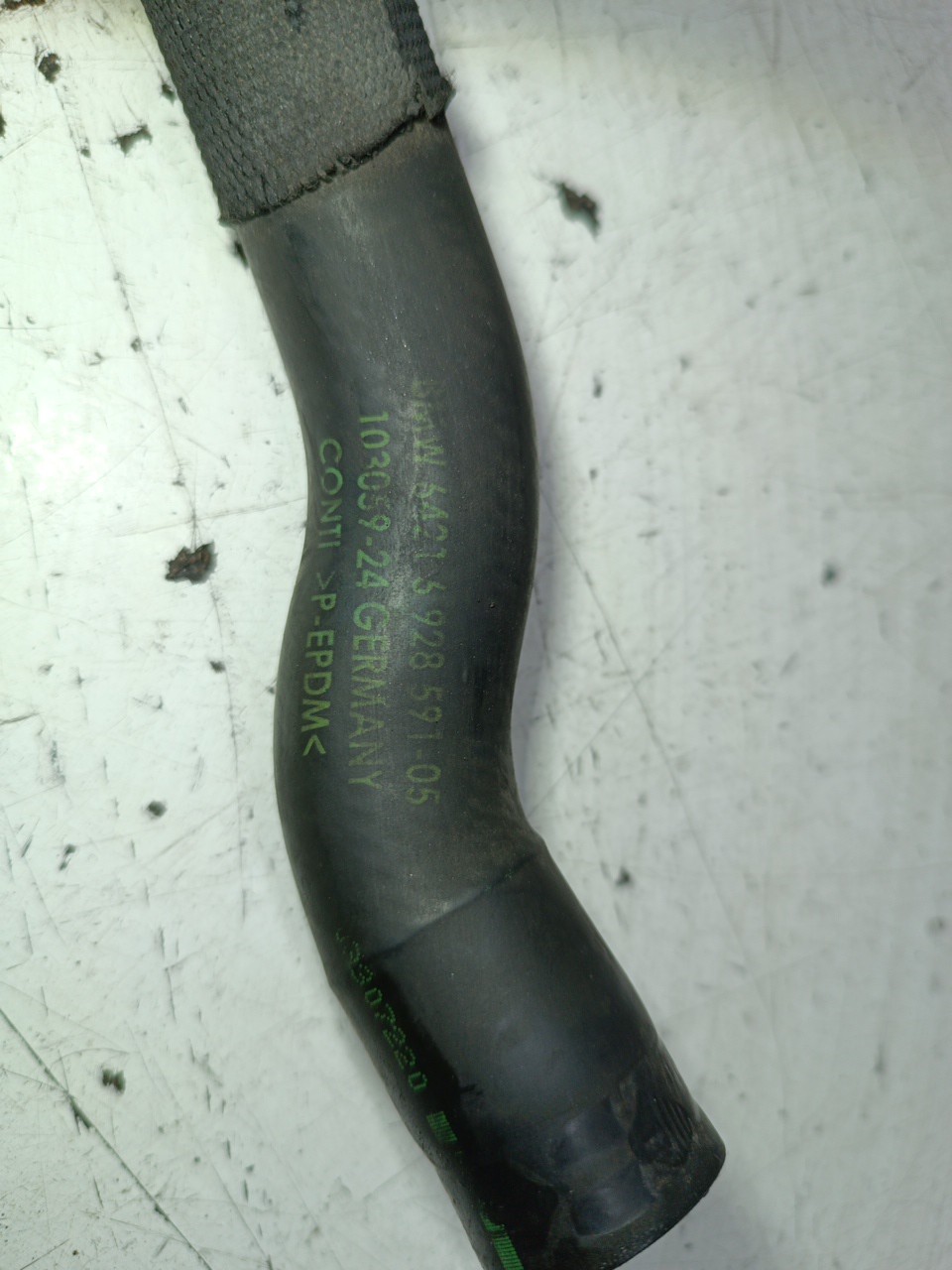 Tubo de Água BMW 1 (E87) | 03 - 13 Imagem-1