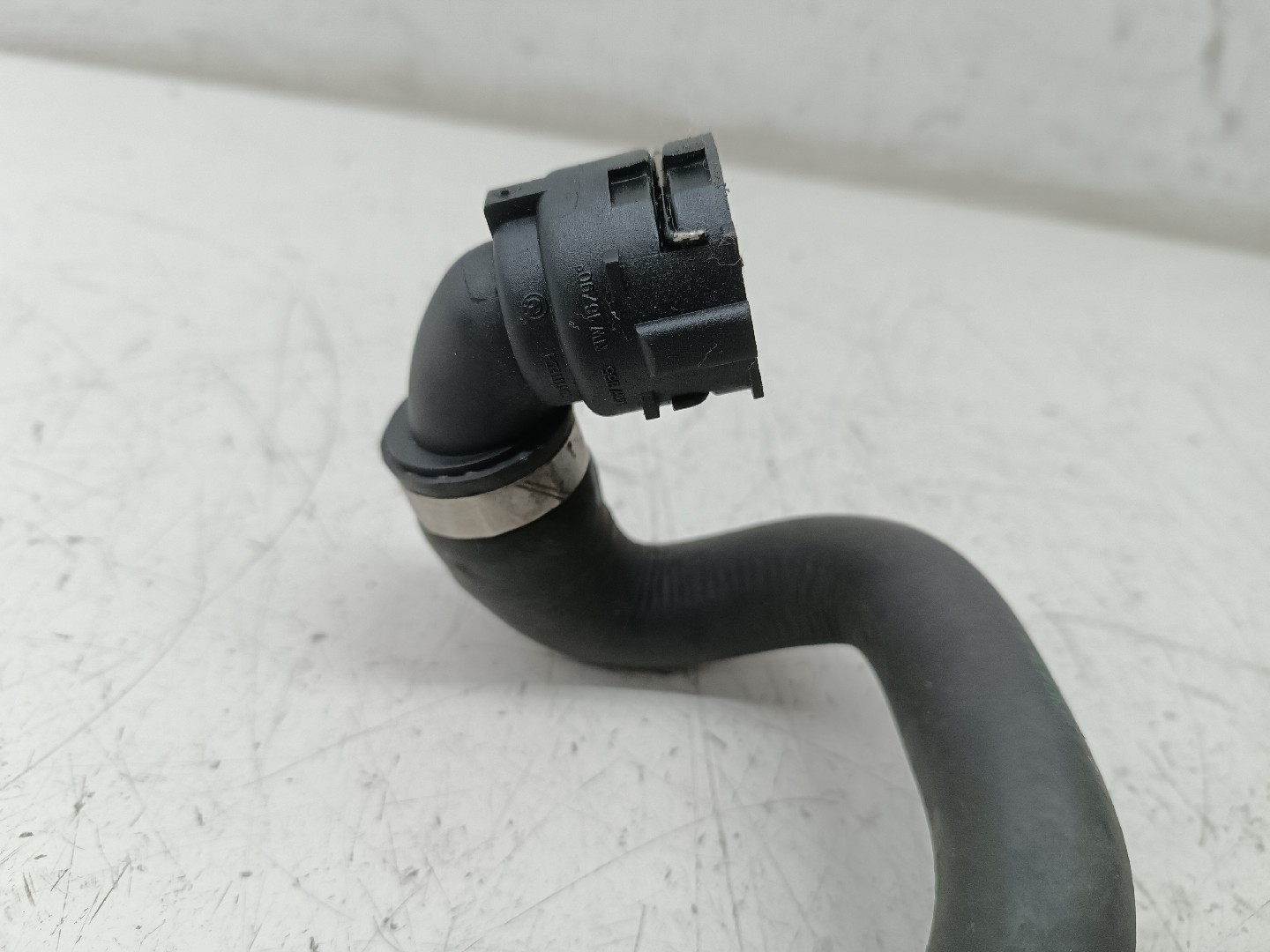 Tubo de Água BMW 1 (E87) | 03 - 13 Imagem-2