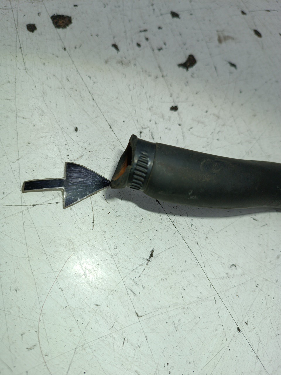 Tubo de Água BMW 1 (E87) | 03 - 13 Imagem-2