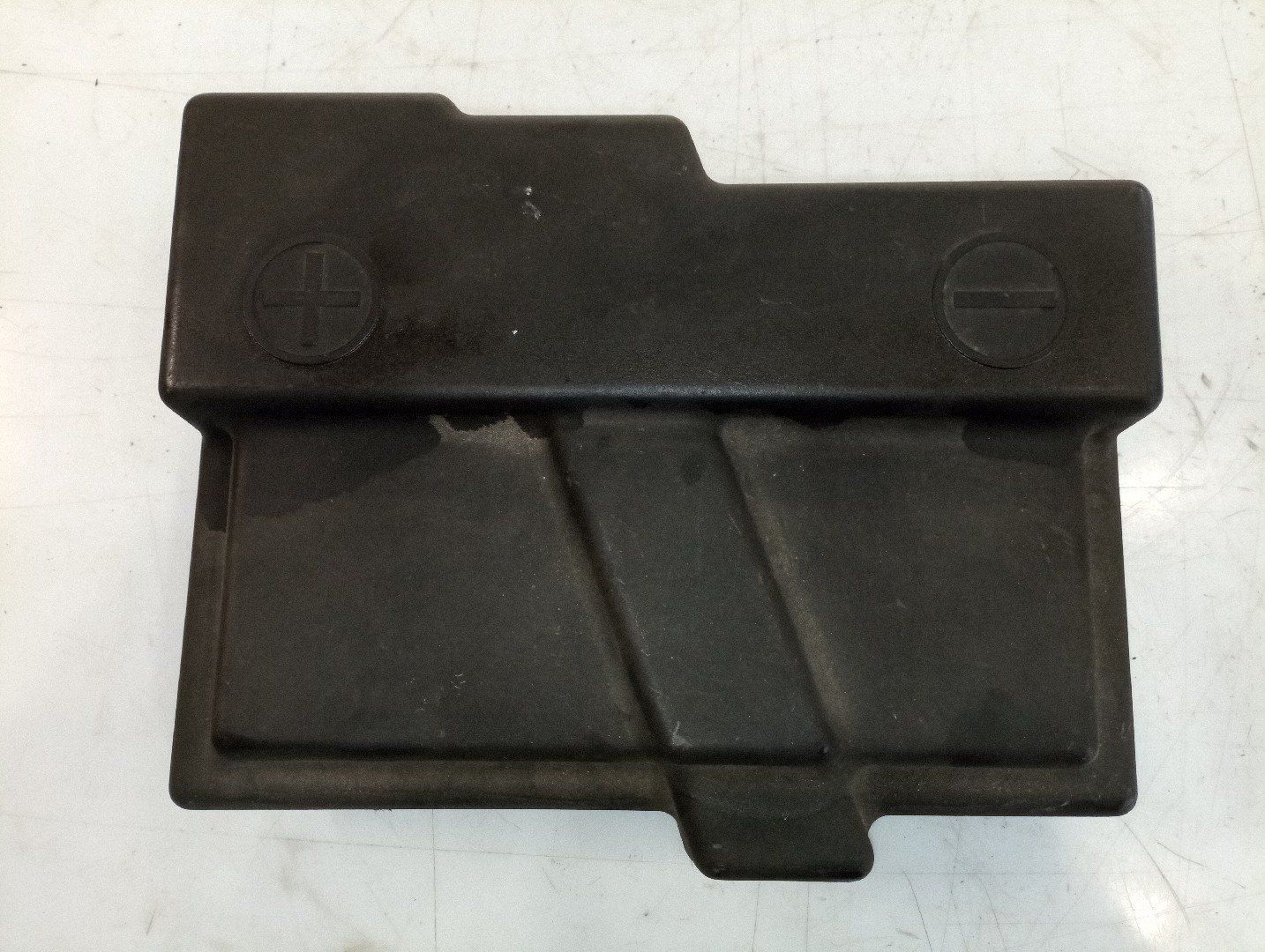 Tampa de bateria PEUGEOT 406 (8B) | 95 - 05 Imagem-1