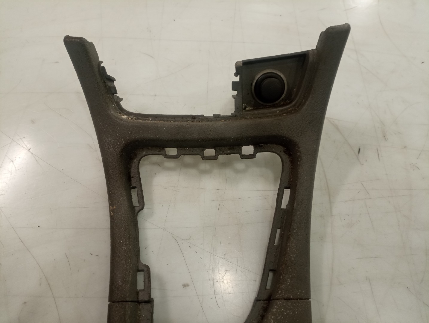 Moldura de consola central RENAULT LAGUNA II (BG0/1_) | 01 - 07 Imagem-1