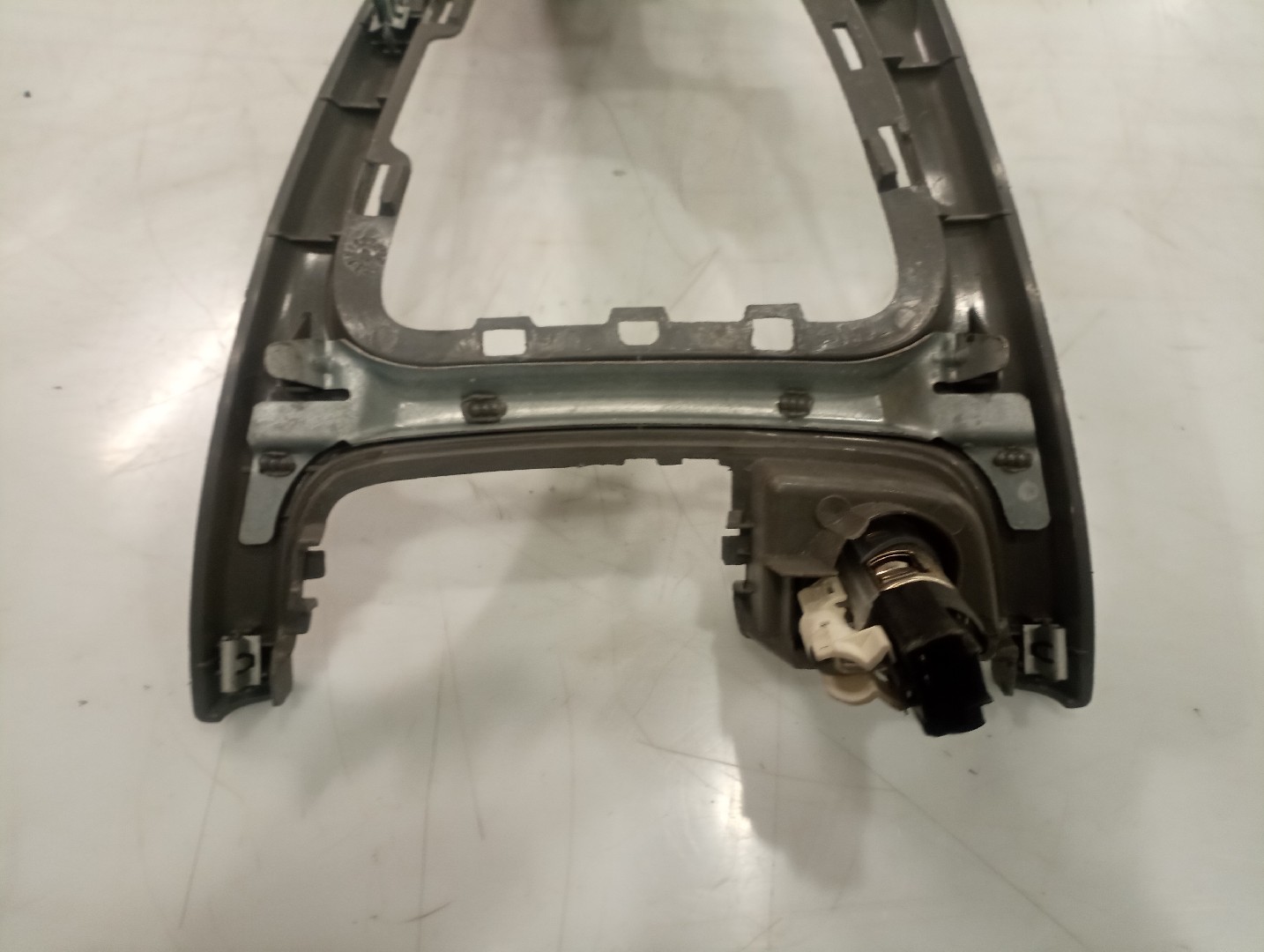 Moldura de consola central RENAULT LAGUNA II (BG0/1_) | 01 - 07 Imagem-6