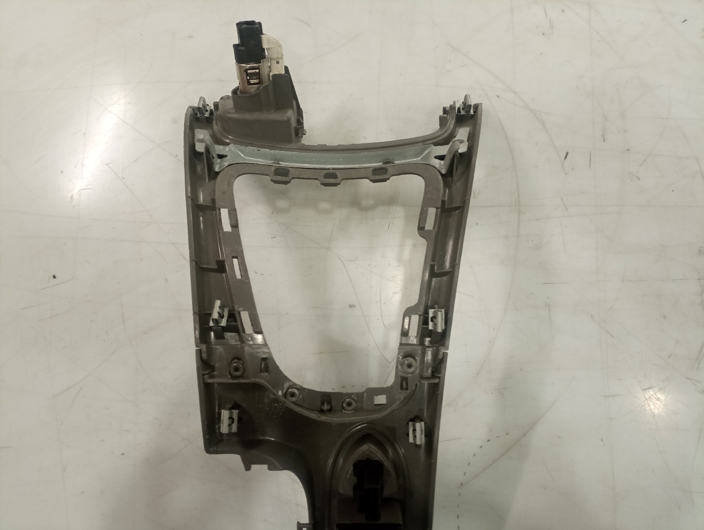Moldura de consola central RENAULT LAGUNA II (BG0/1_) | 01 - 07 Imagem-5