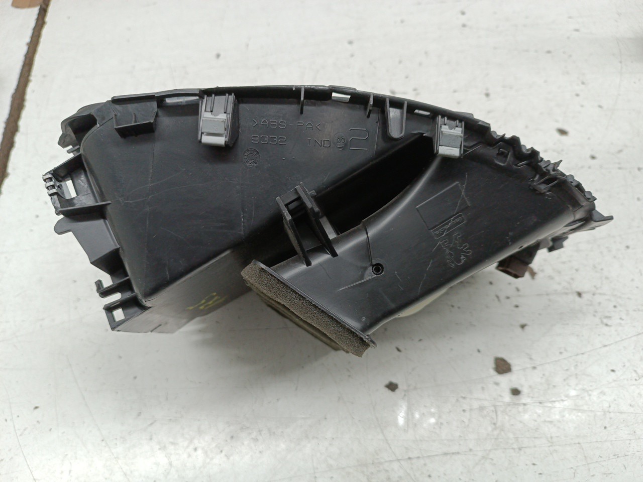 Difusor de ar central PEUGEOT 207 (WA_, WC_) | 06 - 15 Imagem-1