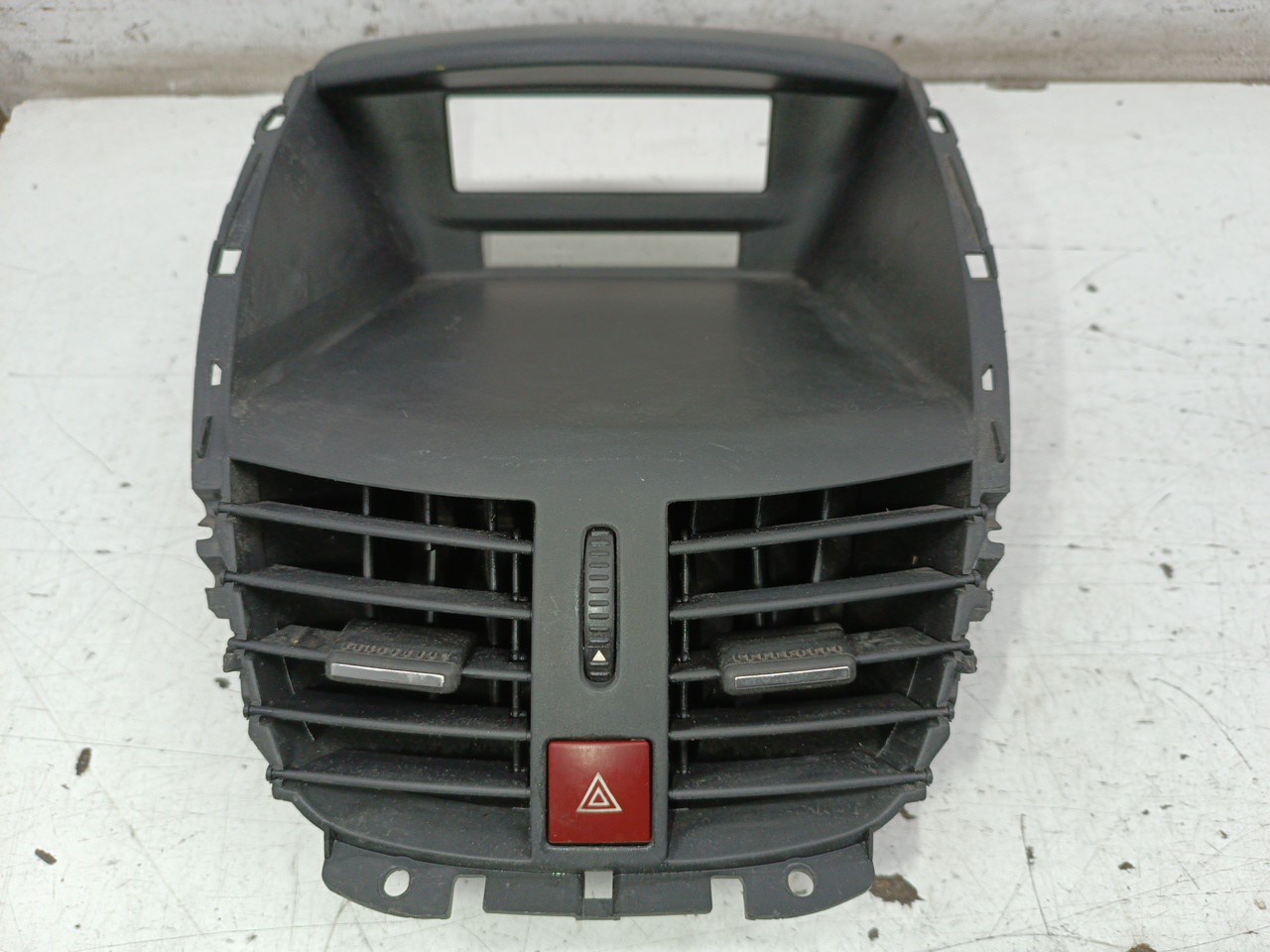 Difusor de ar central PEUGEOT 207 (WA_, WC_) | 06 - 15 Imagem-7