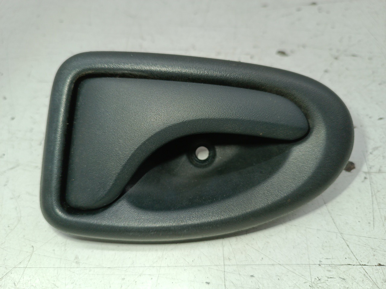 Puxador interior de porta traseira direita RENAULT MEGANE I Classic (LA0/1_) | 96 - 08 Imagem-5