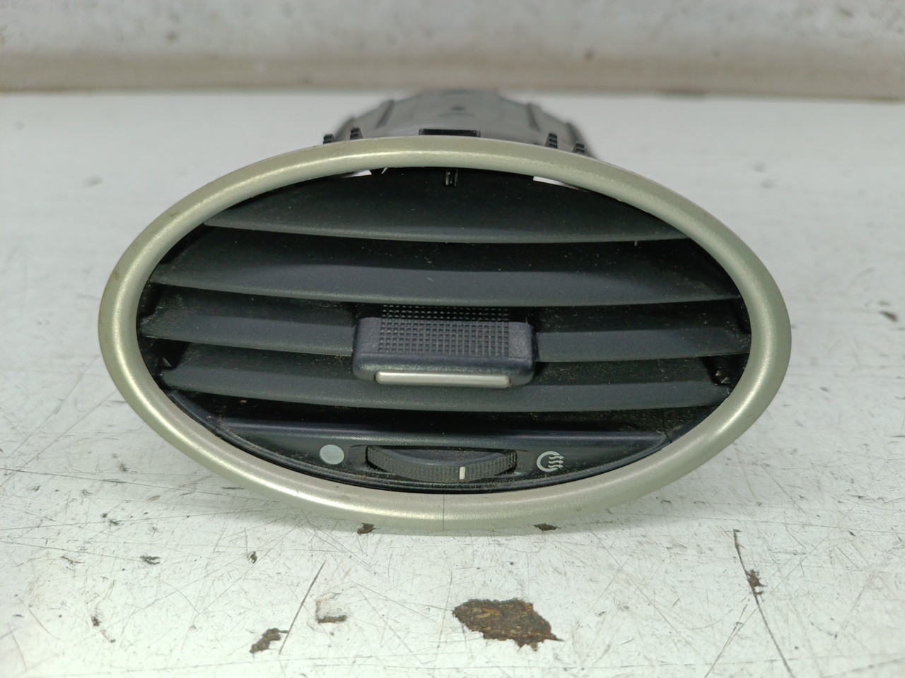 Difusor de ar FORD FOCUS II (DA_, HCP, DP) | 04 - 13 Imagem-5