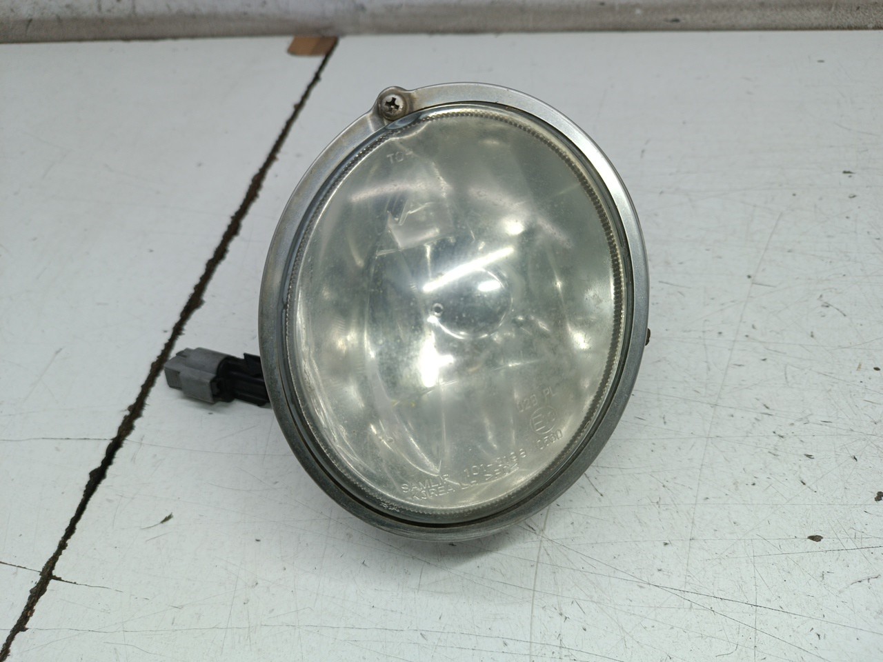 Farol de Nevoeiro Universal Universal Imagem-6