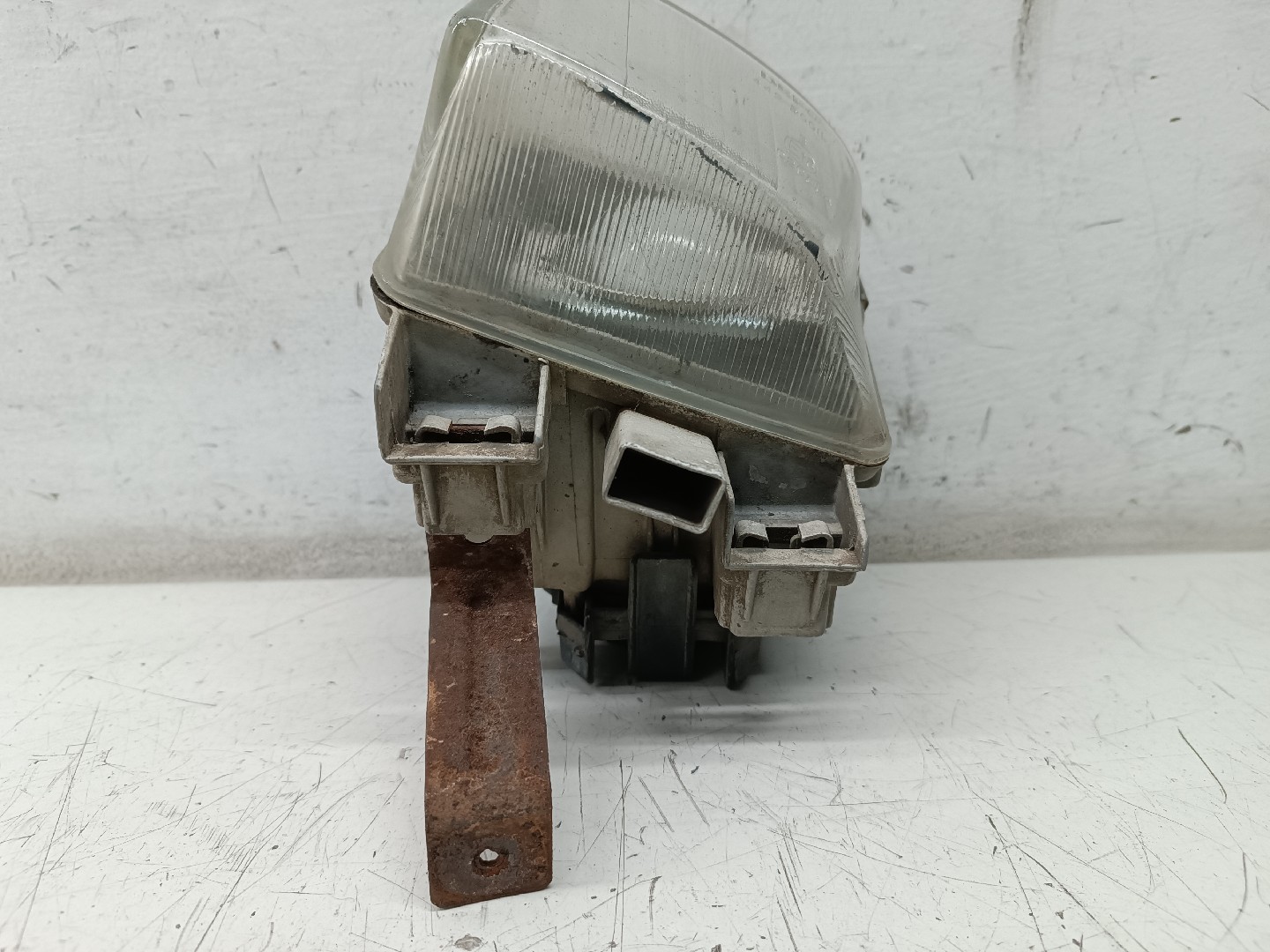 Farol de Nevoeiro OPEL ASTRA F Combi (T92) | 91 - 98 Imagem-1
