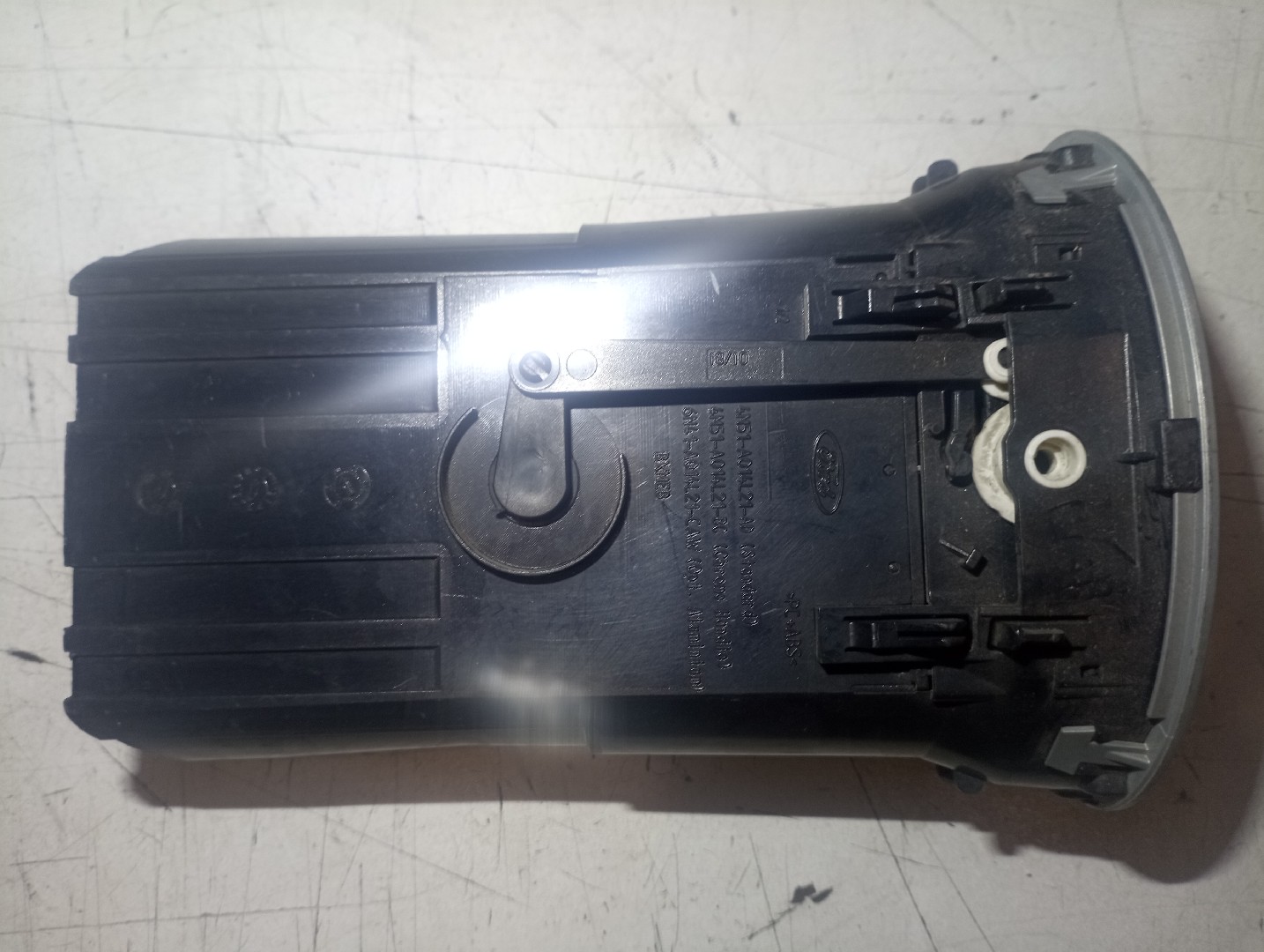 Difusor de ar FORD FOCUS II (DA_, HCP, DP) | 04 - 13 Imagem-1