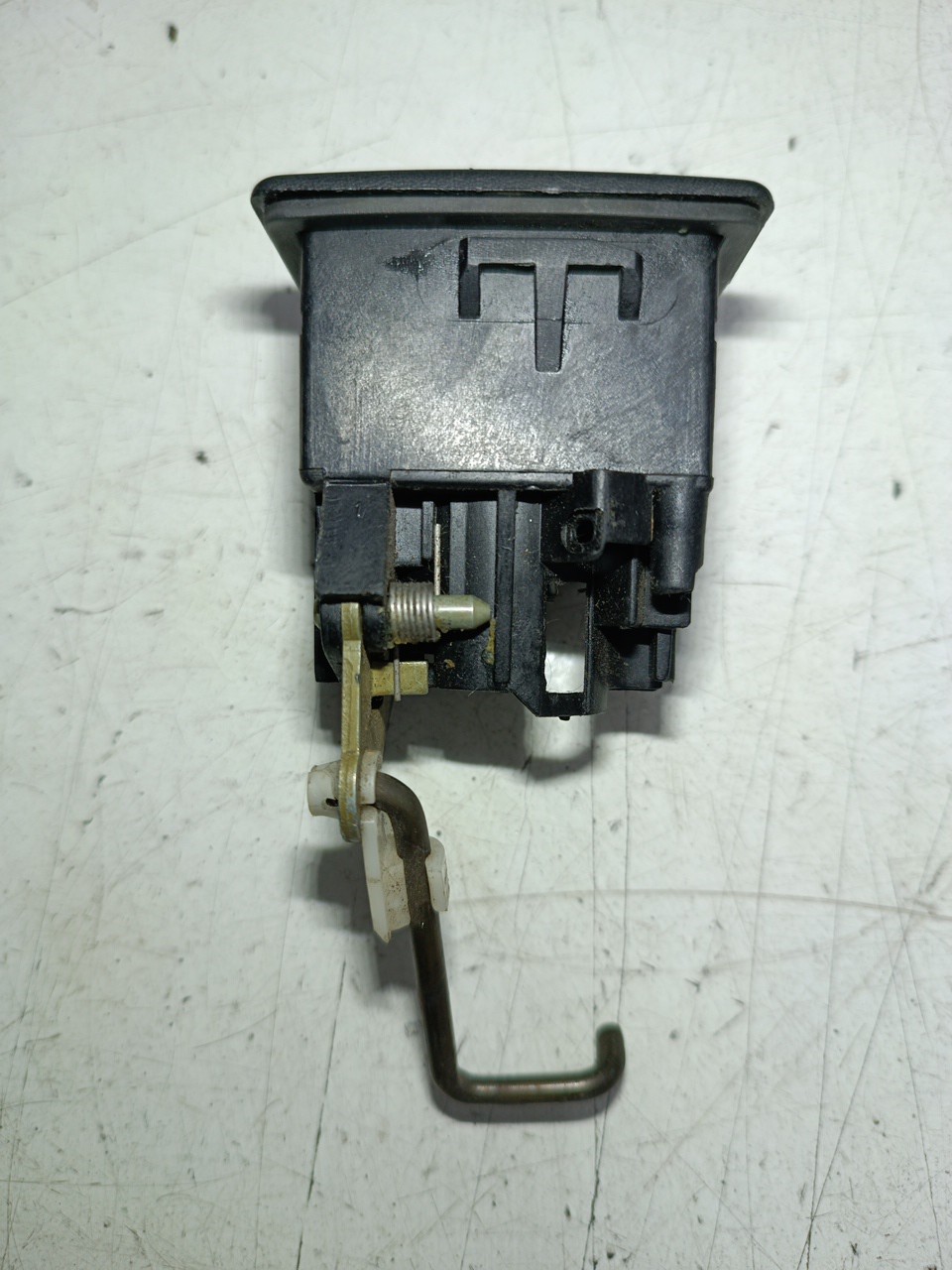 Canhão da porta de mala RENAULT CLIO I (B/C57_, 5/357_) | 90 - 98
