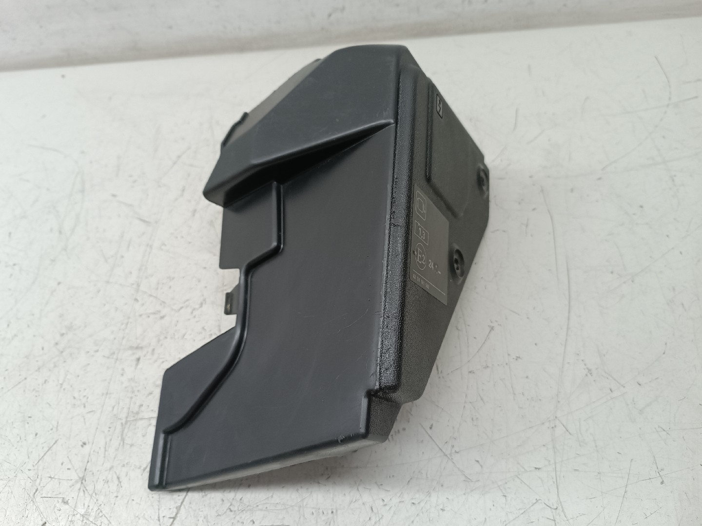 Tampa de caixa de fusiveis RENAULT SCÉNIC II (JM0/1_) | 03 - 10