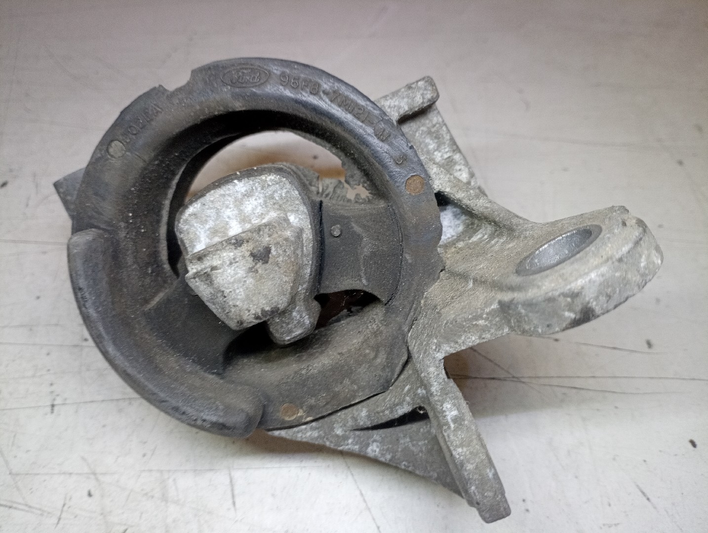 Apoio De Motor FORD FIESTA IV (JA_, JB_) | 95 - 02