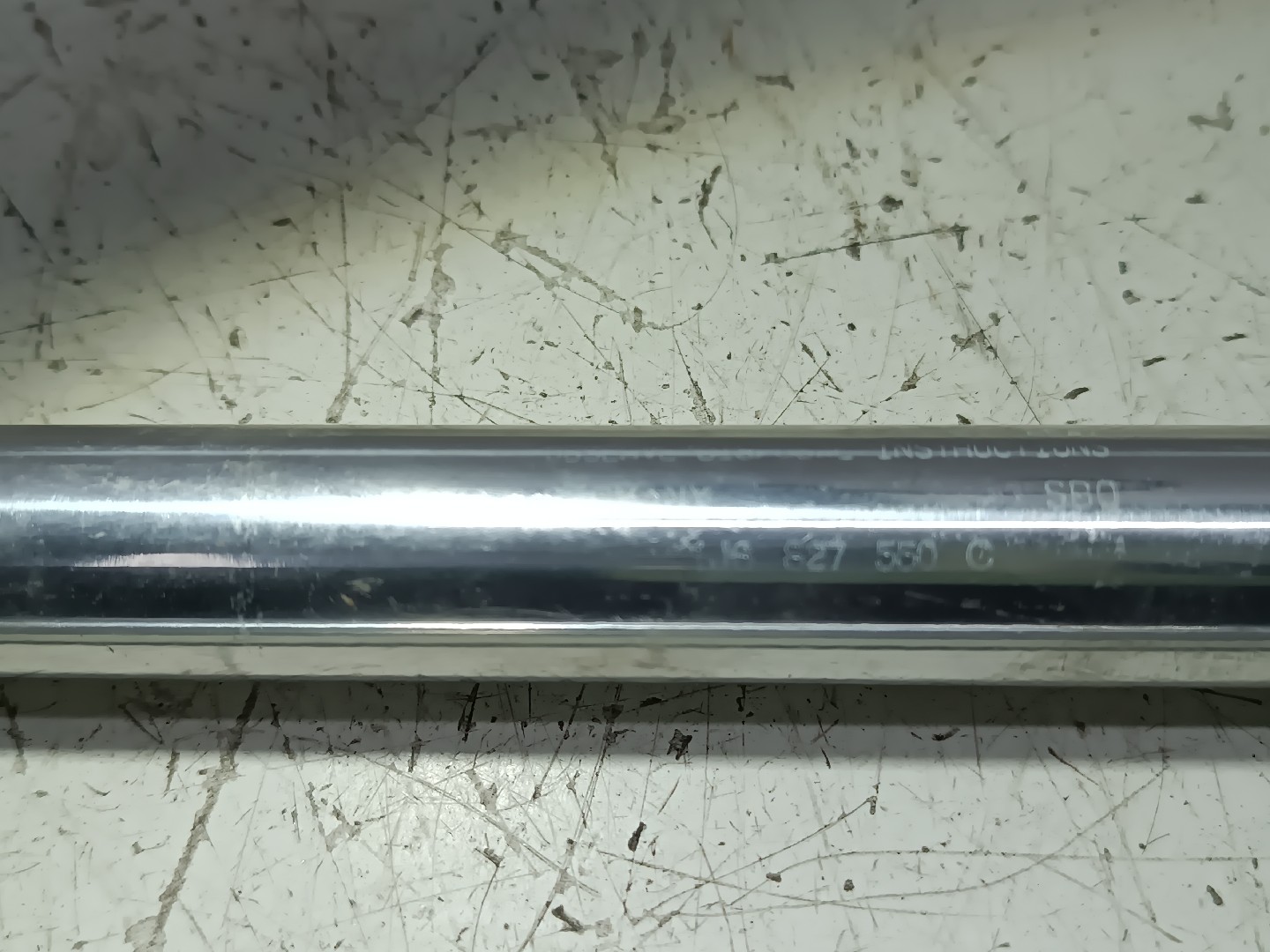 Amortecedores de mala esq. / Dir. VOLKSWAGEN GOLF IV (1J1) | 97 - 07 Imagem-2