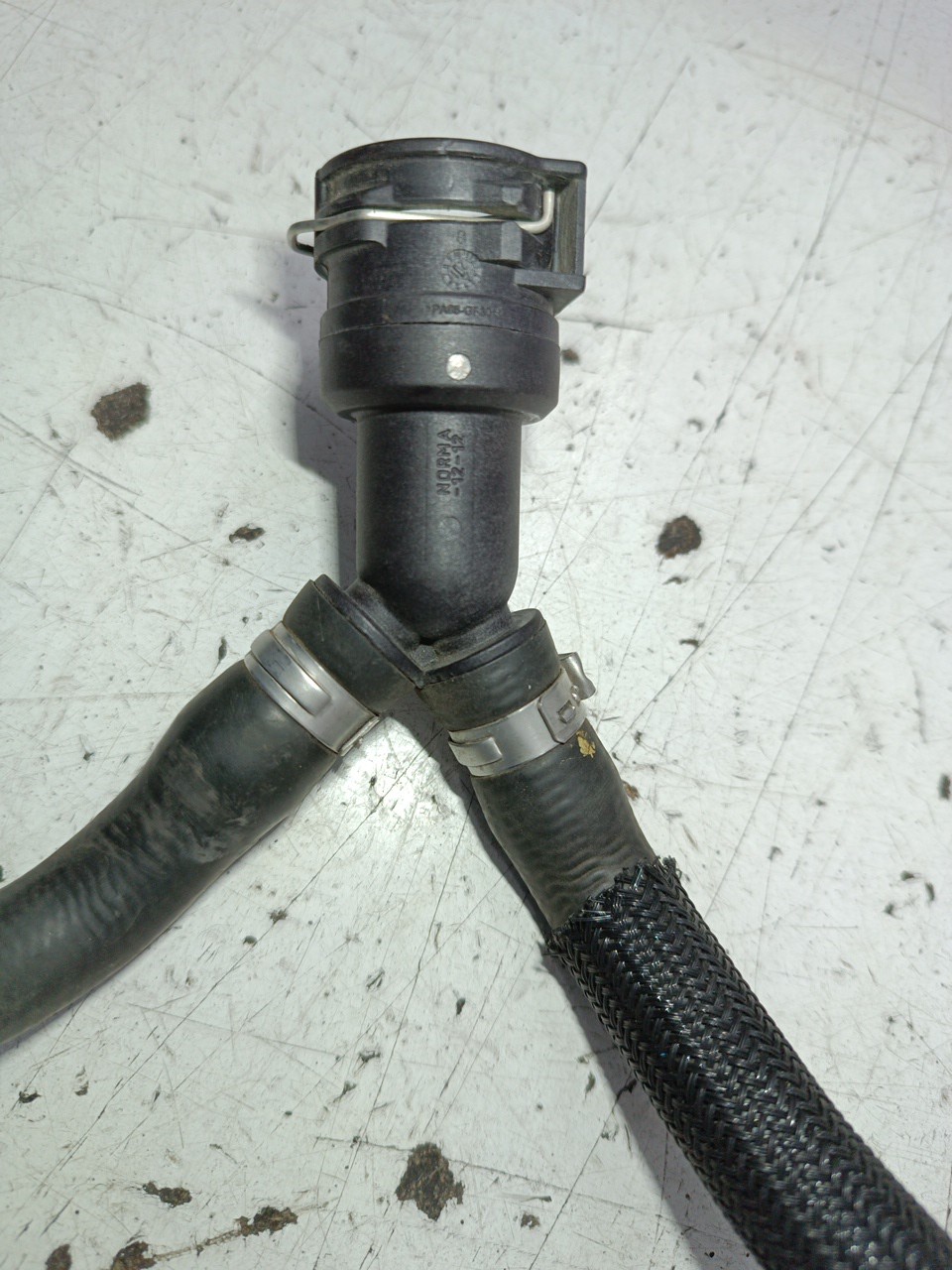 Tubo de Água CITROEN C3 III (SX) | 16 -  Imagem-1