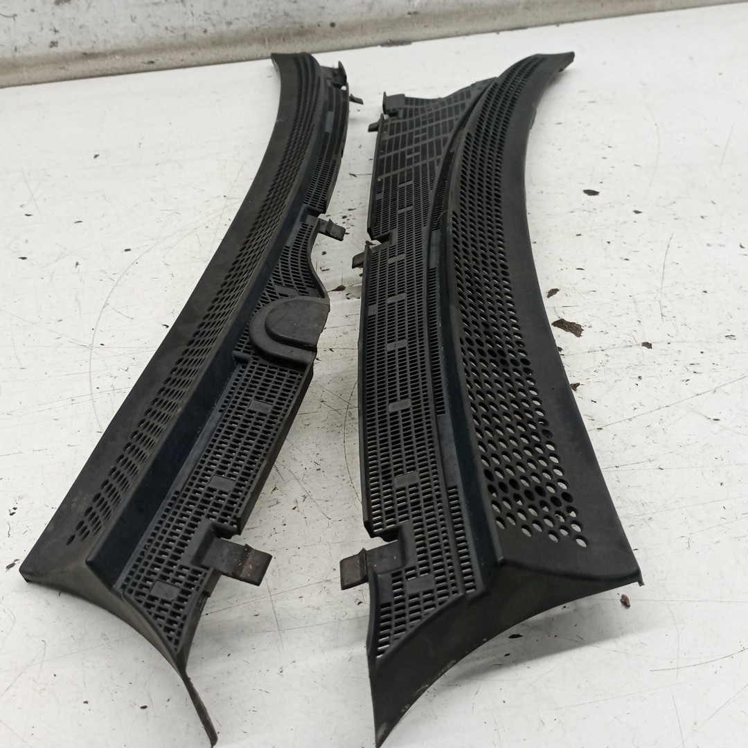 Grelha de torpedo MERCEDES-BENZ C-CLASS (W202) | 93 - 00 Imagem-1