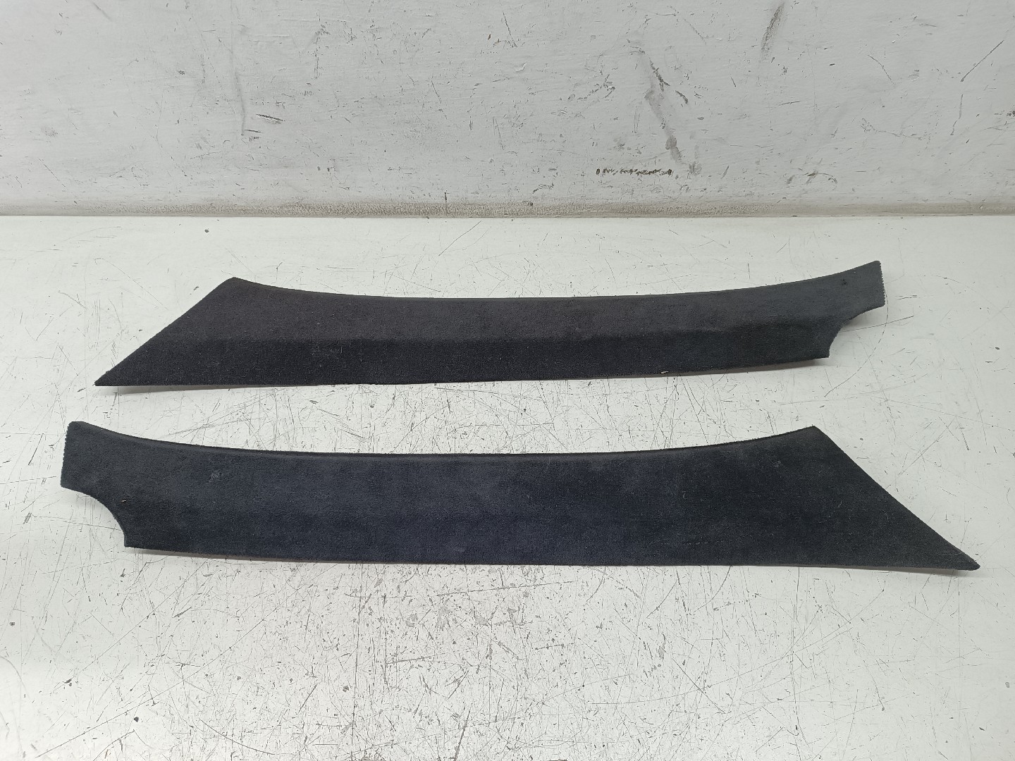 Moldura de pilar A MERCEDES-BENZ C-CLASS (W202) | 93 - 00