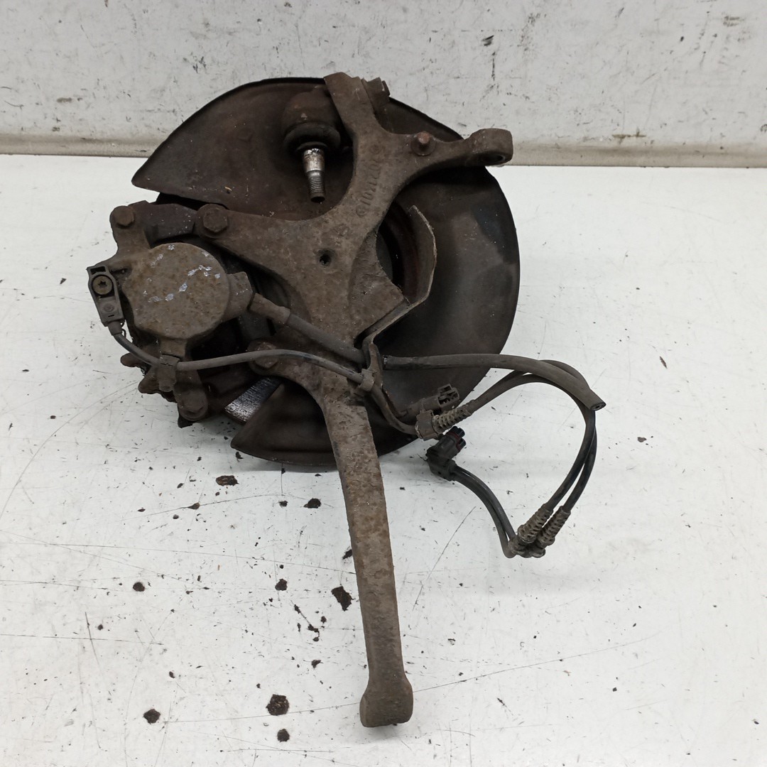 Manga de Eixo Frente Esquerda MERCEDES-BENZ C-CLASS (W202) | 93 - 00