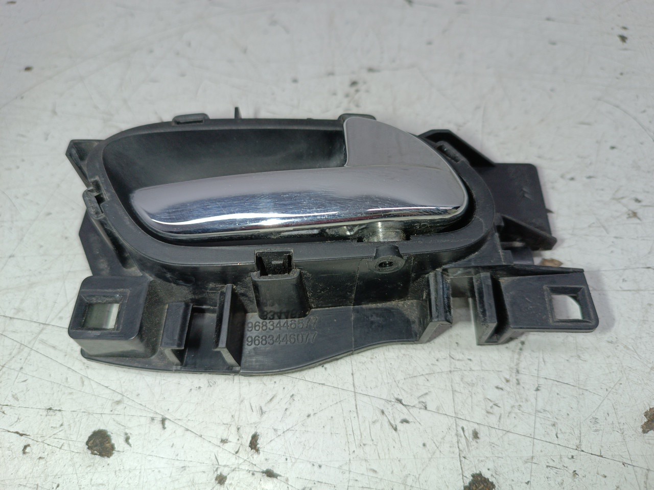 Puxador interior de porta frente direita PEUGEOT 3008 SUV (M_) | 16 -  Imagem-2