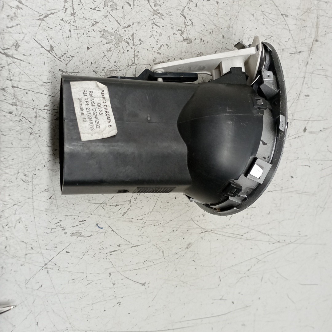 Difusor de ar direito RENAULT CLIO III (BR0/1, CR0/1) | 05 -  Imagem-2
