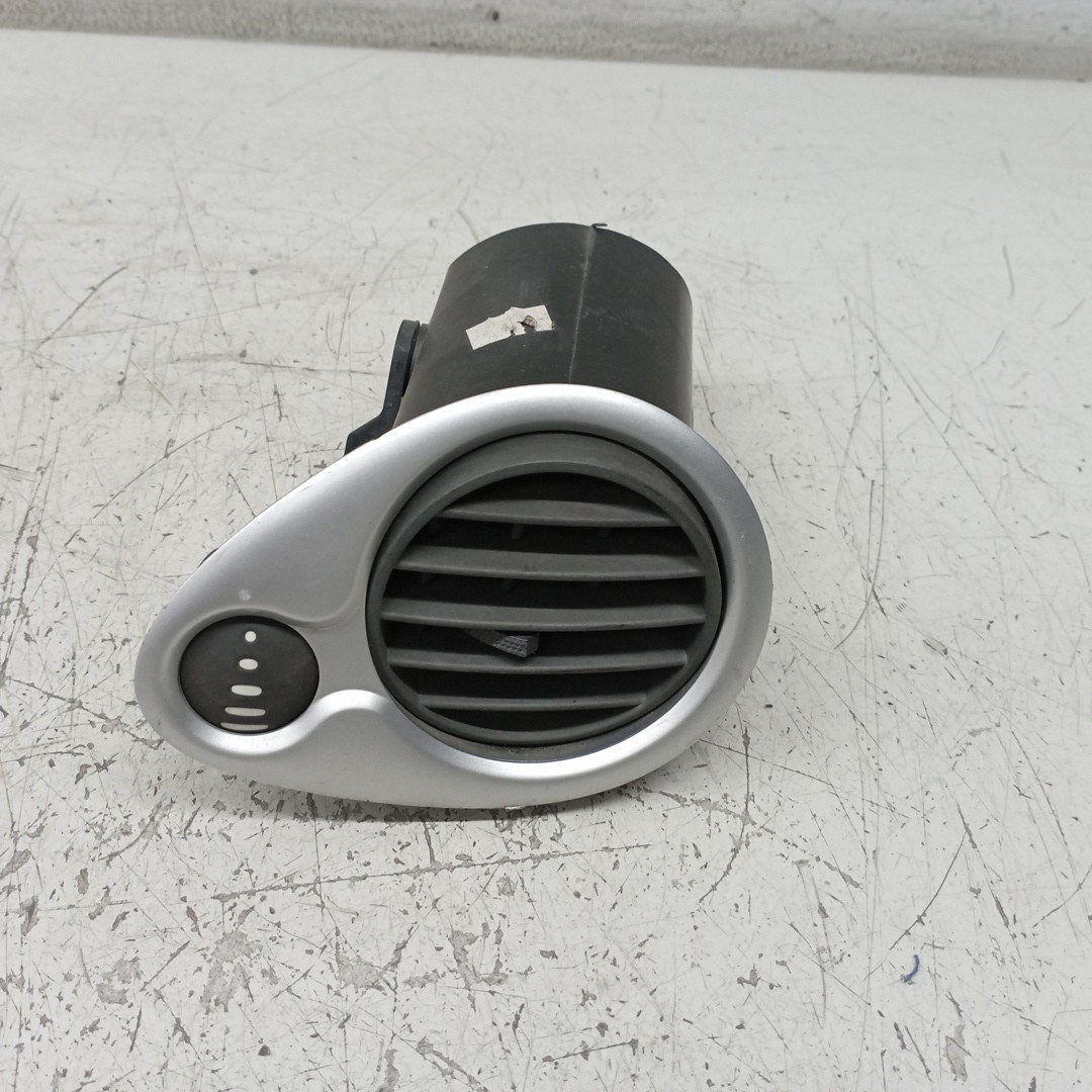 Difusor de ar direito RENAULT CLIO III (BR0/1, CR0/1) | 05 -  Imagem-4