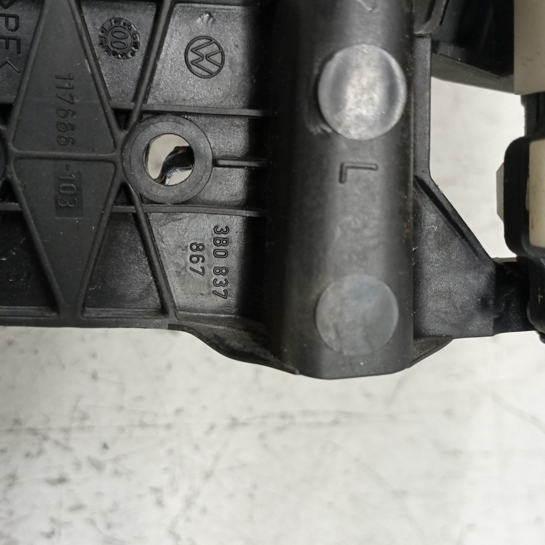 Fecho da Porta VOLKSWAGEN PASSAT (3B2) | 96 - 01 Imagem-1