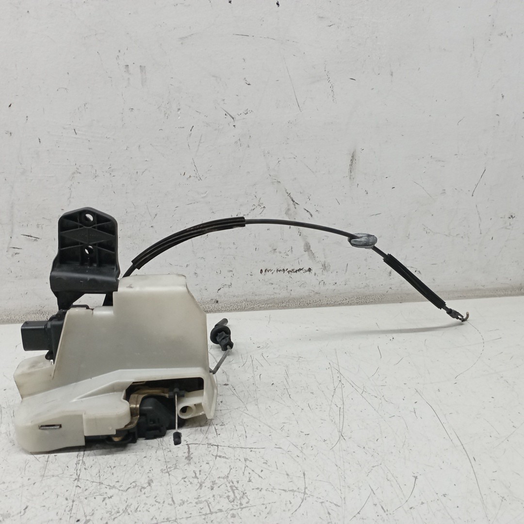 Fecho da Porta VOLKSWAGEN PASSAT (3B2) | 96 - 01 Imagem-4