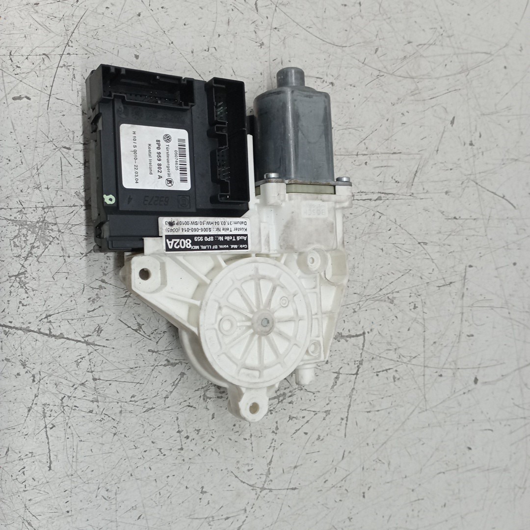 Motor de vidro frente direito AUDI A3 (8P1) | 03 - 13