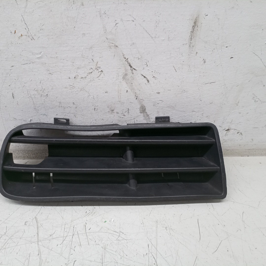 Grelha de para-choques VOLKSWAGEN GOLF IV (1J1) | 97 - 07 Imagem-5